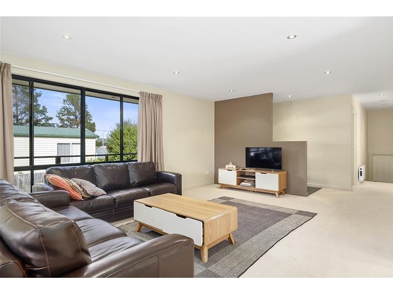 8 Fritton Drive, Dover TAS 7117