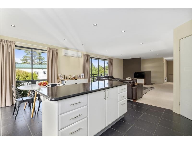 8 Fritton Drive, Dover TAS 7117