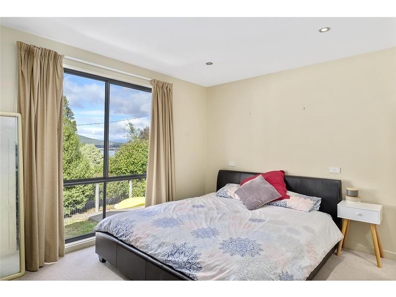 8 Fritton Drive, Dover TAS 7117