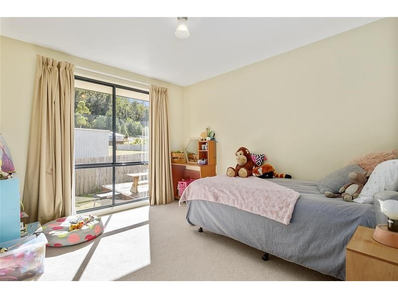 8 Fritton Drive, Dover TAS 7117