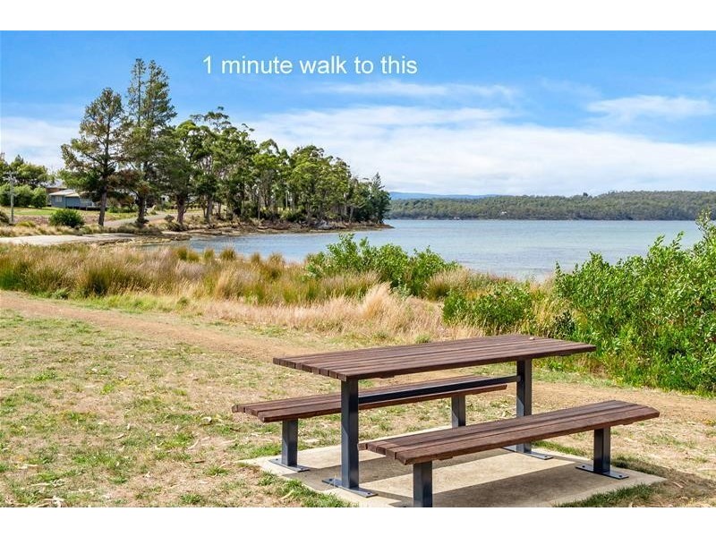 8 Fritton Drive, Dover TAS 7117