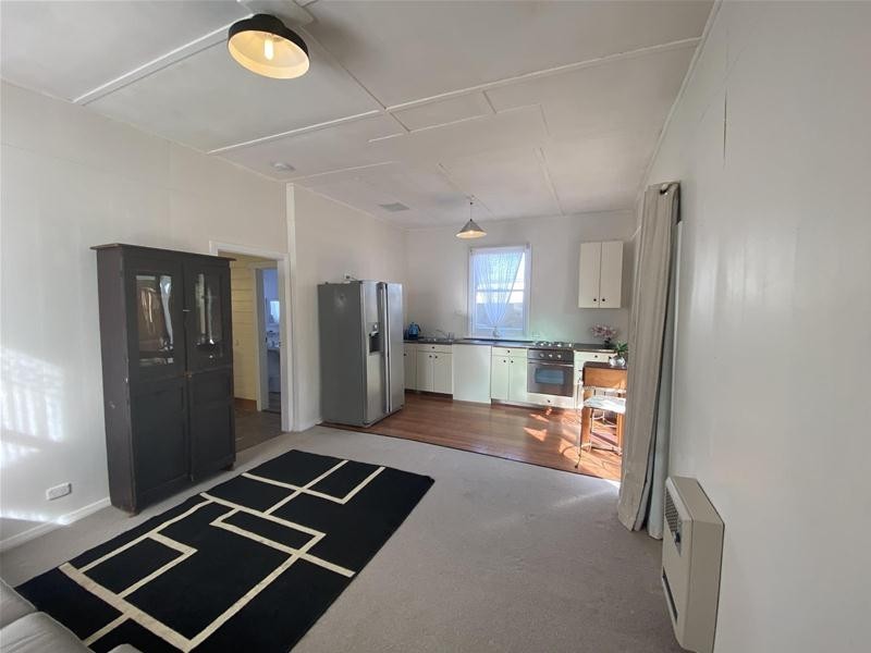 2 Sale Street, Huonville TAS 7109