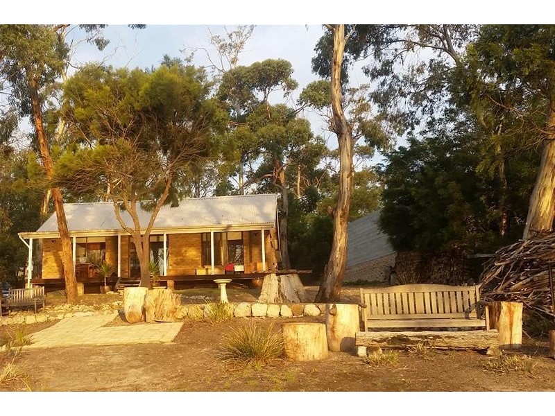 498 Abels Bay Road, Abels Bay TAS 7112