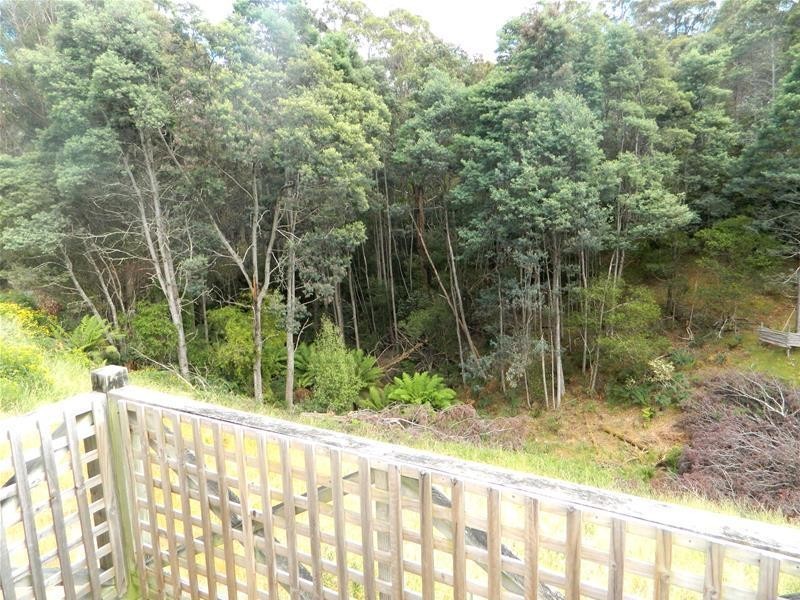 271 Cross Road, Gardners Bay TAS 7112