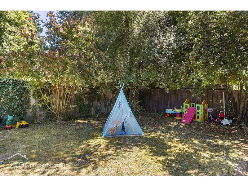 2/12 Glenmore Street, Rosetta TAS 7010