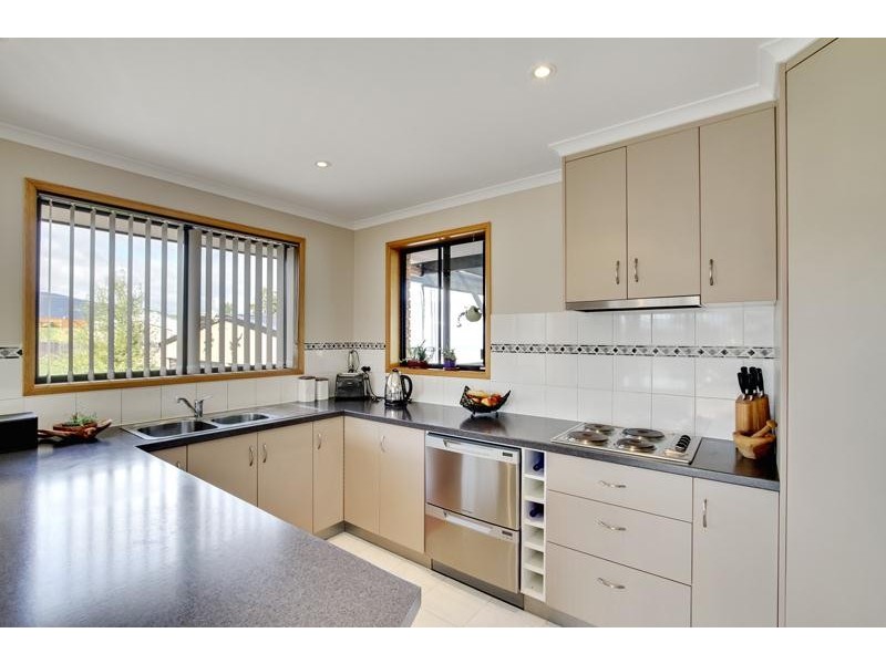 14 Cornelia Close, Ranelagh TAS 7109