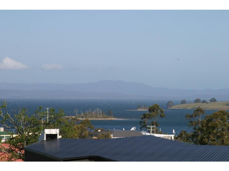 10 Chapel Lane, Dover TAS 7117