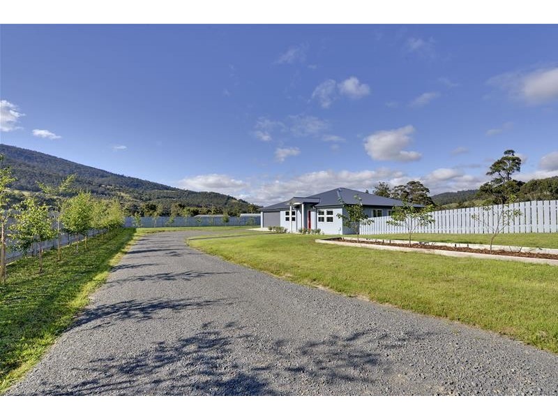 13 Burwood Street, Huonville TAS 7109