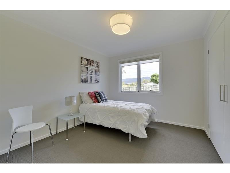 13 Burwood Street, Huonville TAS 7109