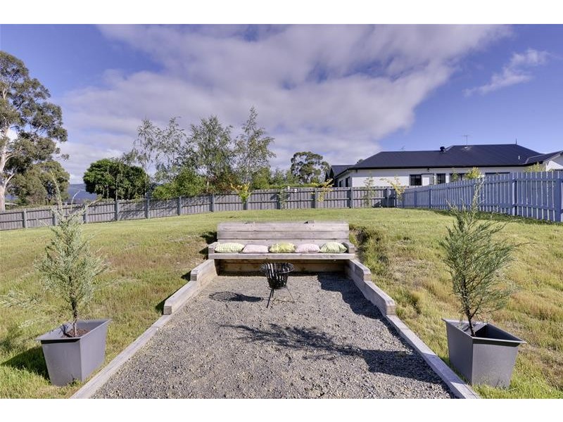 13 Burwood Street, Huonville TAS 7109