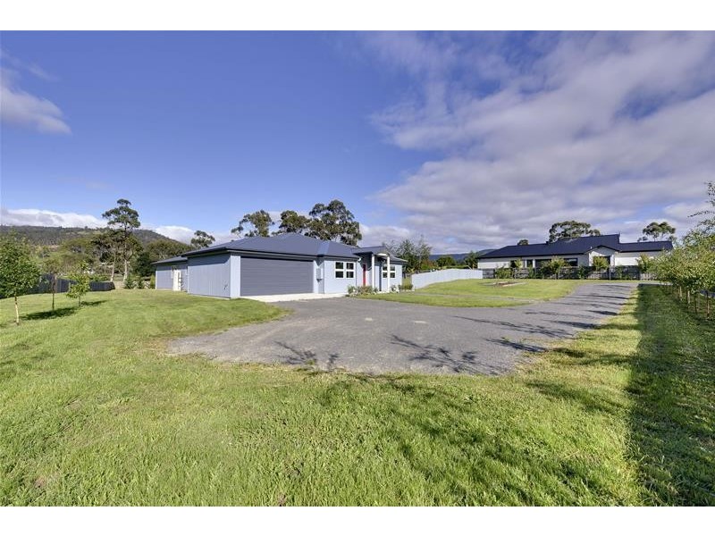 13 Burwood Street, Huonville TAS 7109