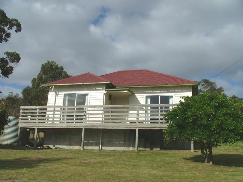 836 Cygnet Coast Road, Lower Wattle Grove TAS 7109