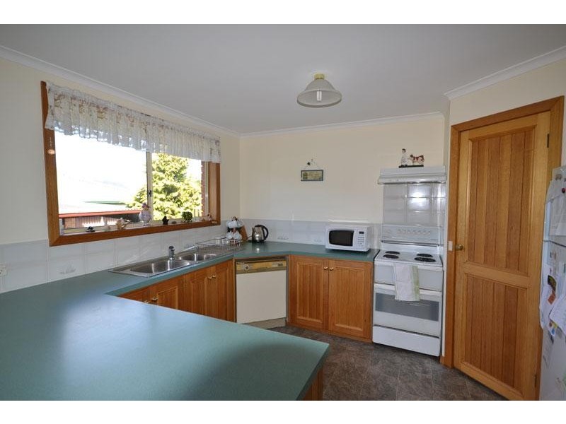 11 Wellington Street, Huonville TAS 7109