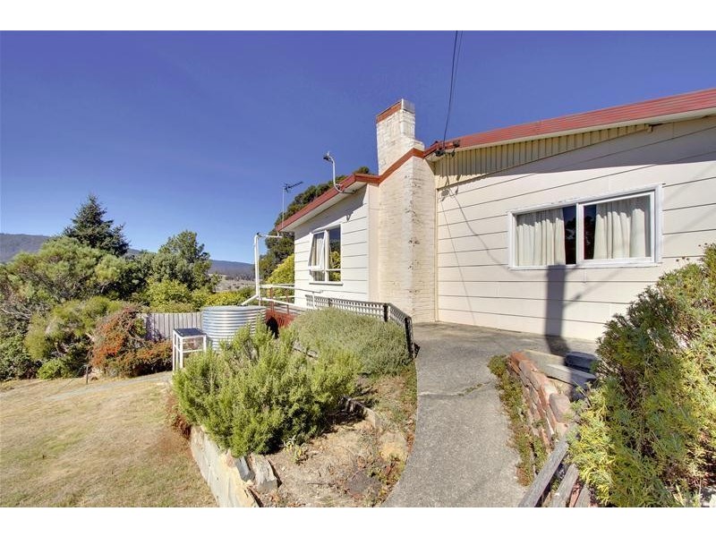 17 Church Street, Cygnet TAS 7112