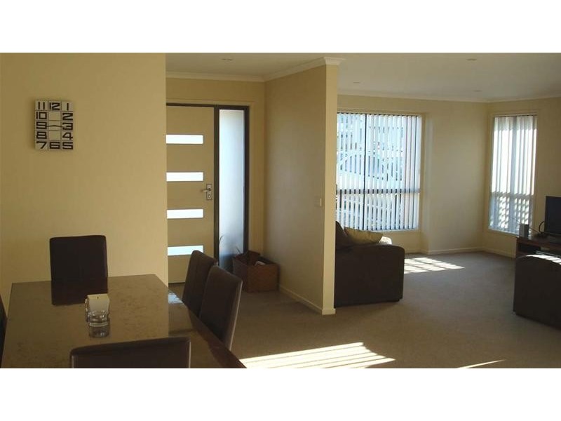 8 Yarraman Drive, Kingston TAS 7050