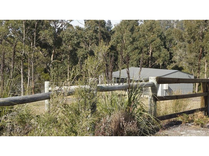 17 Stella Court, Surges Bay TAS 7116