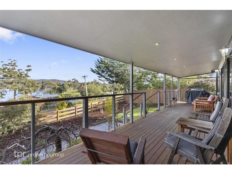 4 Sandrock Loop, Abels Bay TAS 7112