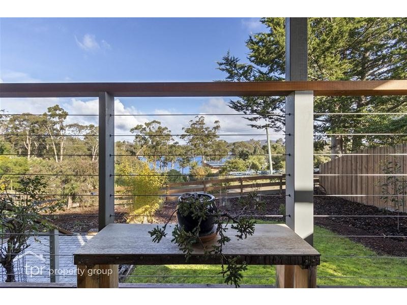 4 Sandrock Loop, Abels Bay TAS 7112