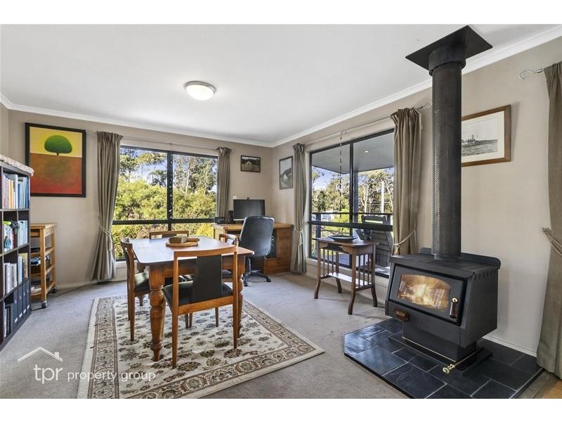 4 Sandrock Loop, Abels Bay TAS 7112