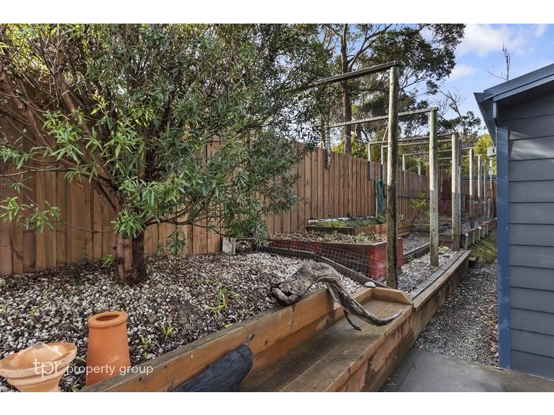 4 Sandrock Loop, Abels Bay TAS 7112