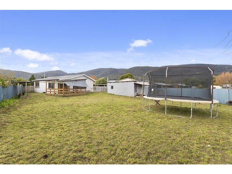 7 Tutton Avenue, Huonville TAS 7109