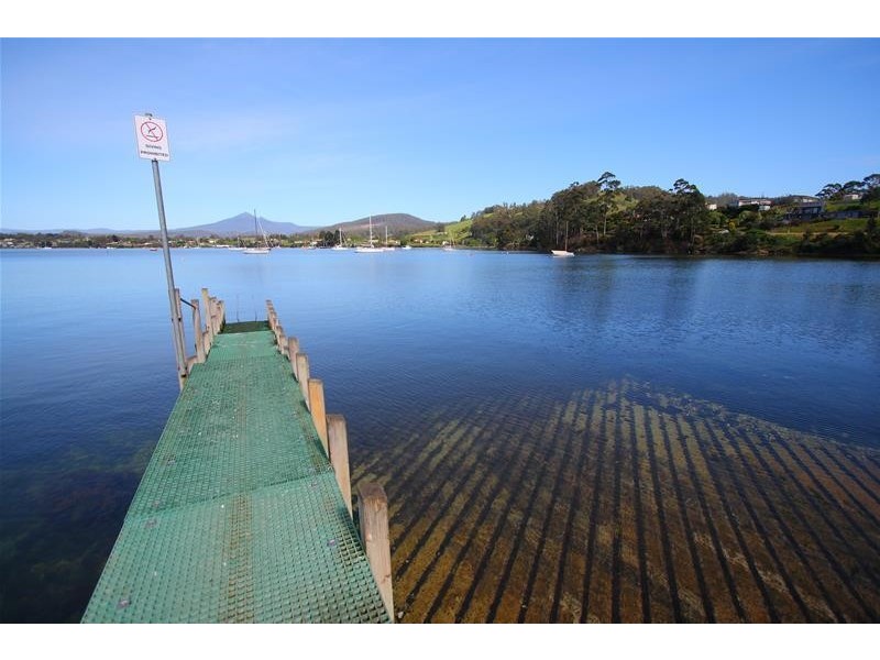 66 Bay View Road, Dover TAS 7117