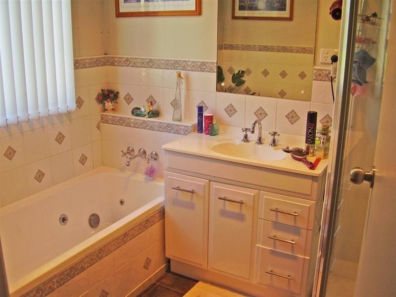 6 Crooke Street, Port Huon TAS 7116