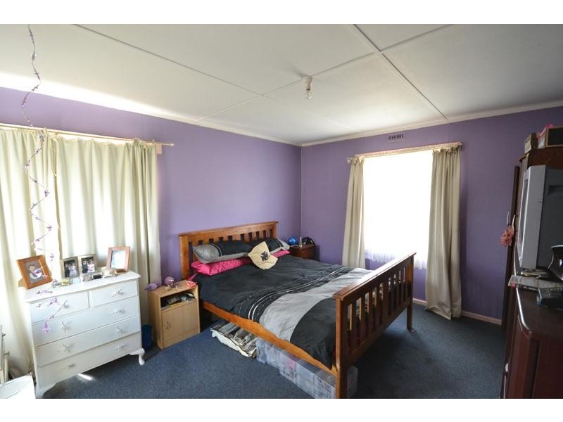 36 Sale Street, Huonville TAS 7109