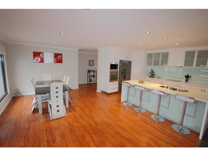 18 Burwood Street, Huonville TAS 7109