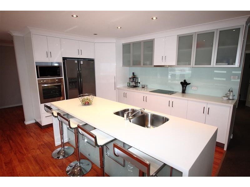 18 Burwood Street, Huonville TAS 7109