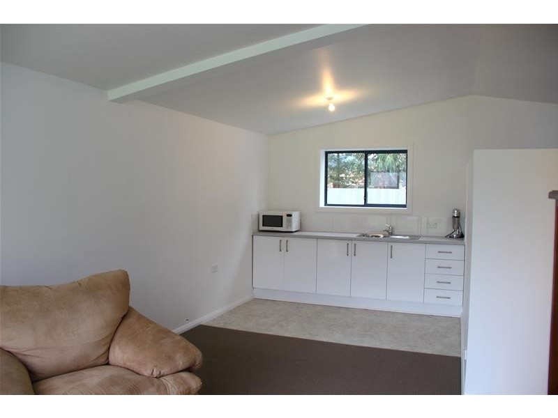 18 Burwood Street, Huonville TAS 7109