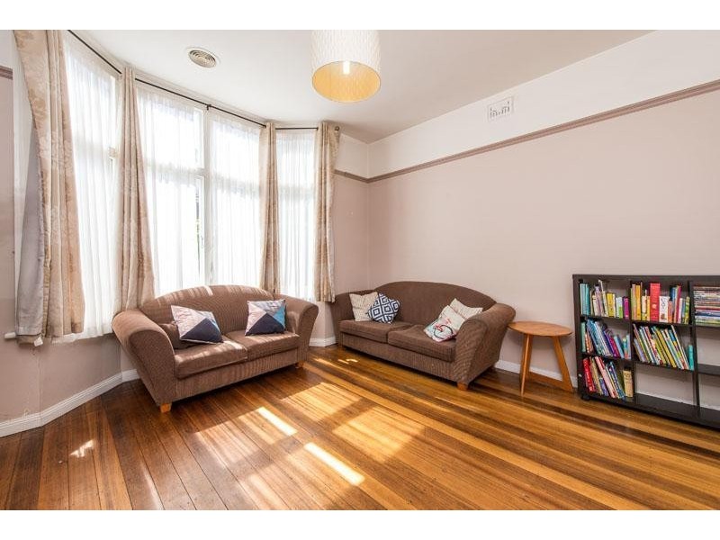 10 Pirie Street, New Town TAS 7008