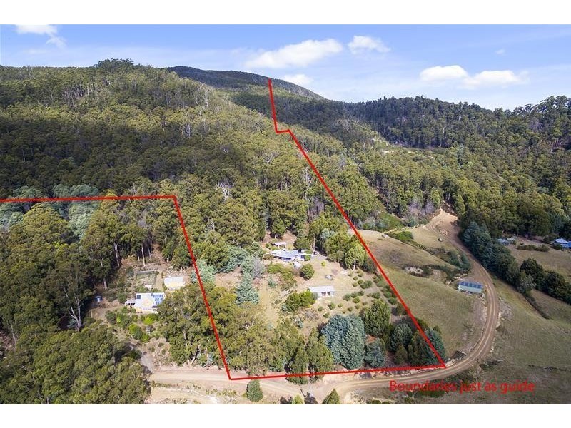 100 Coal Mine Road, Gardners Bay TAS 7112