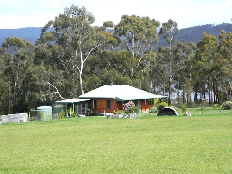 12 Walters Road, Wattle Grove TAS 7109