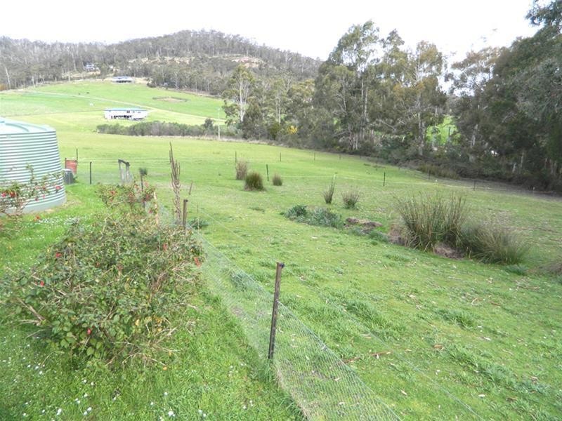 12 Walters Road, Wattle Grove TAS 7109