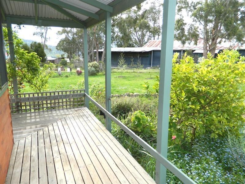 12 Walters Road, Wattle Grove TAS 7109