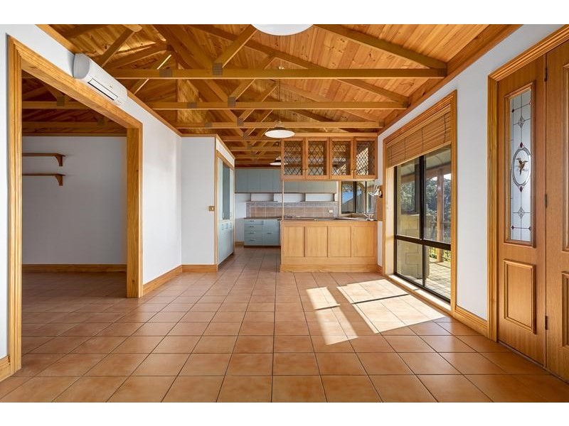 574 Police Point Road, Police Point TAS 7116