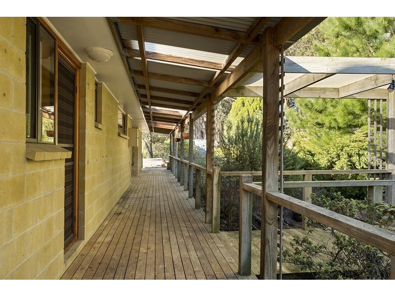 574 Police Point Road, Police Point TAS 7116