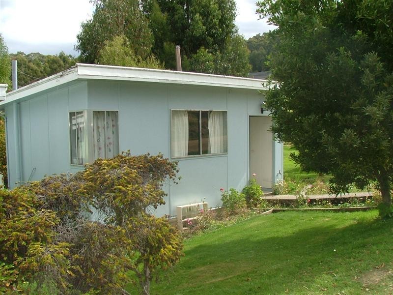 4/5 Sorell Street, Port Huon TAS 7116