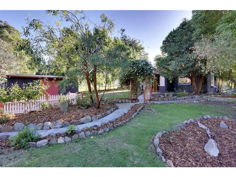 83 Oates Road, Mountain River TAS 7109