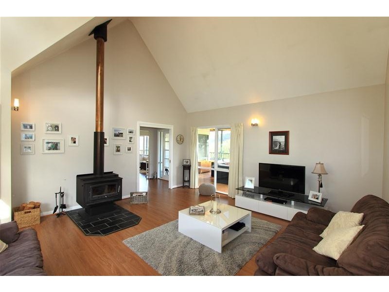 10 Lovell Road, Crabtree TAS 7109