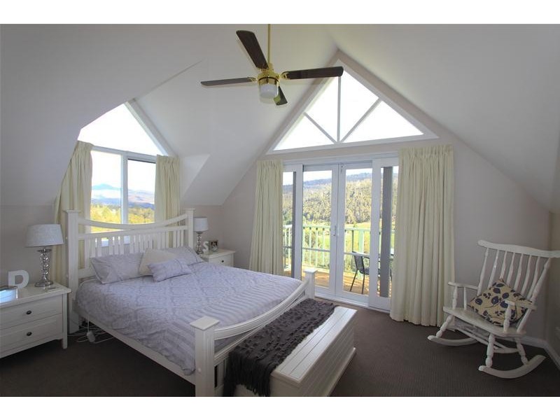 10 Lovell Road, Crabtree TAS 7109