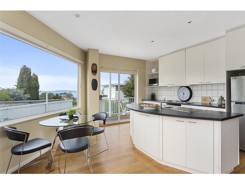 44 Channel Highway, Taroona TAS 7053