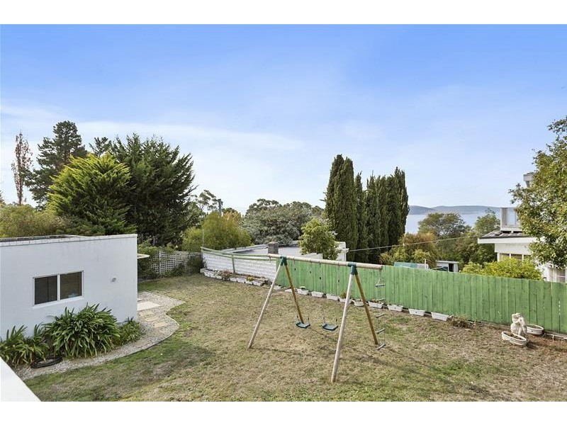 44 Channel Highway, Taroona TAS 7053