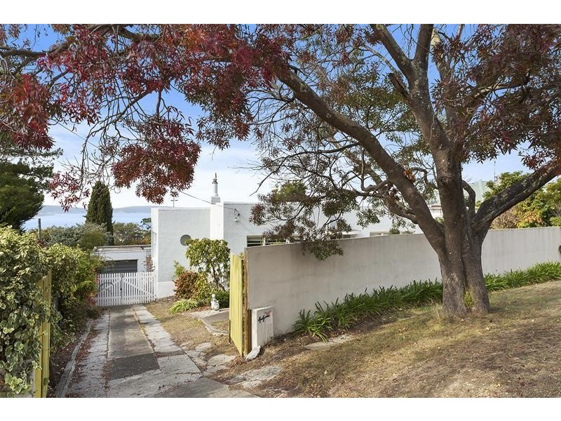 44 Channel Highway, Taroona TAS 7053