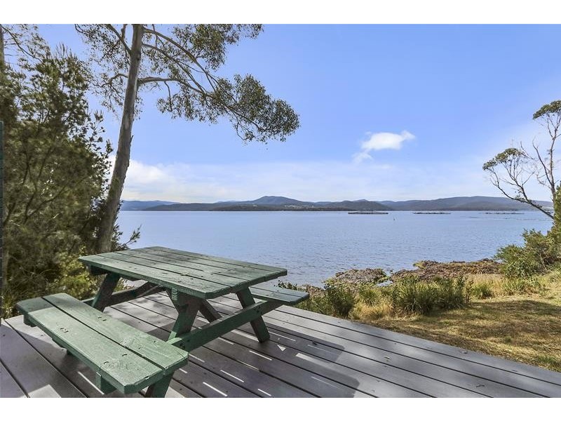 981 Esperance Coast Road, Surveyors Bay TAS 7116