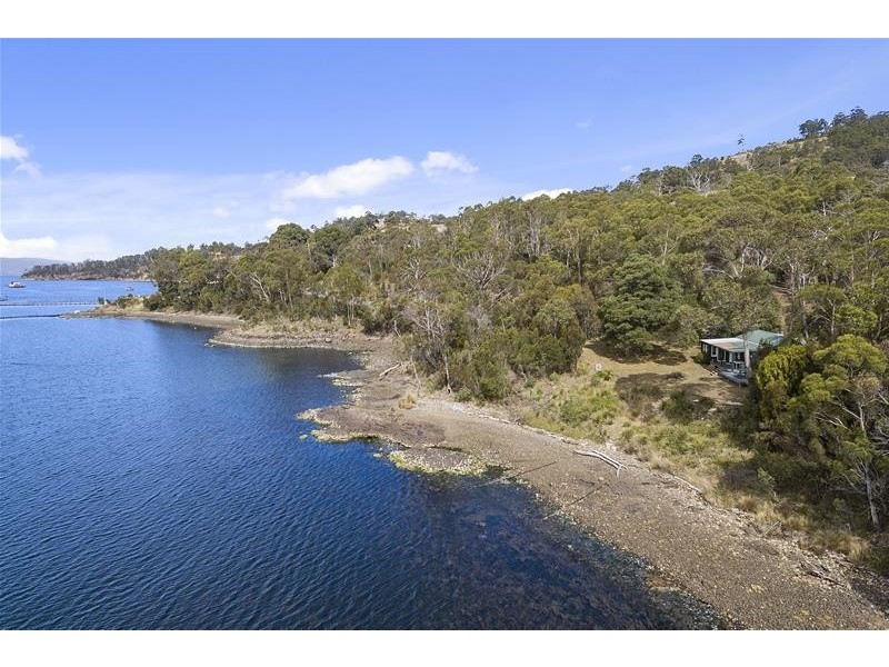 981 Esperance Coast Road, Surveyors Bay TAS 7116