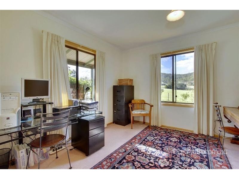 12 Walters Road, Wattle Grove TAS 7109