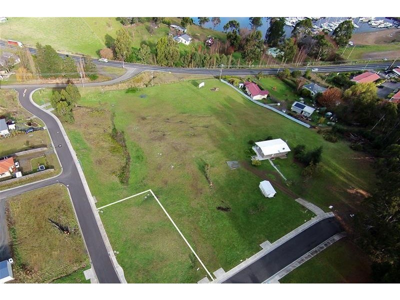 1 Bonnies Way, Port Huon TAS 7116