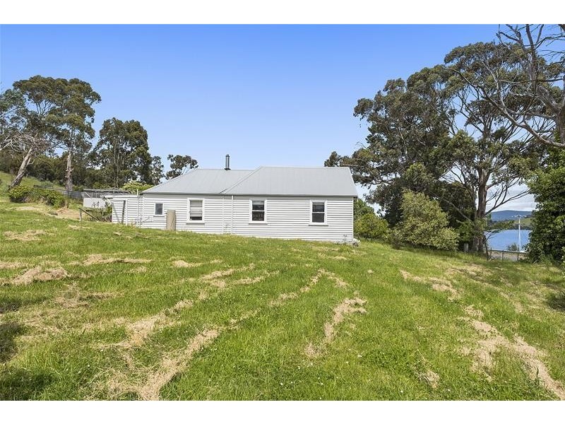 7160 Channel Highway, Gardners Bay TAS 7112